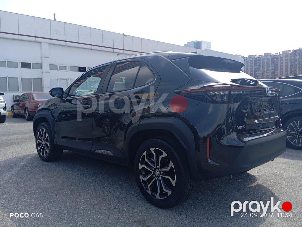Toyota Yaris Cross, 1.5 L, 0.76 kWh, 2022 il, 72 165 km — Avtomobillər, Bakı (2)