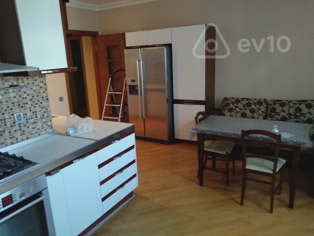 For sale: 4-room apartment (new building), 202 m² — Mənzil, Bakı (6)