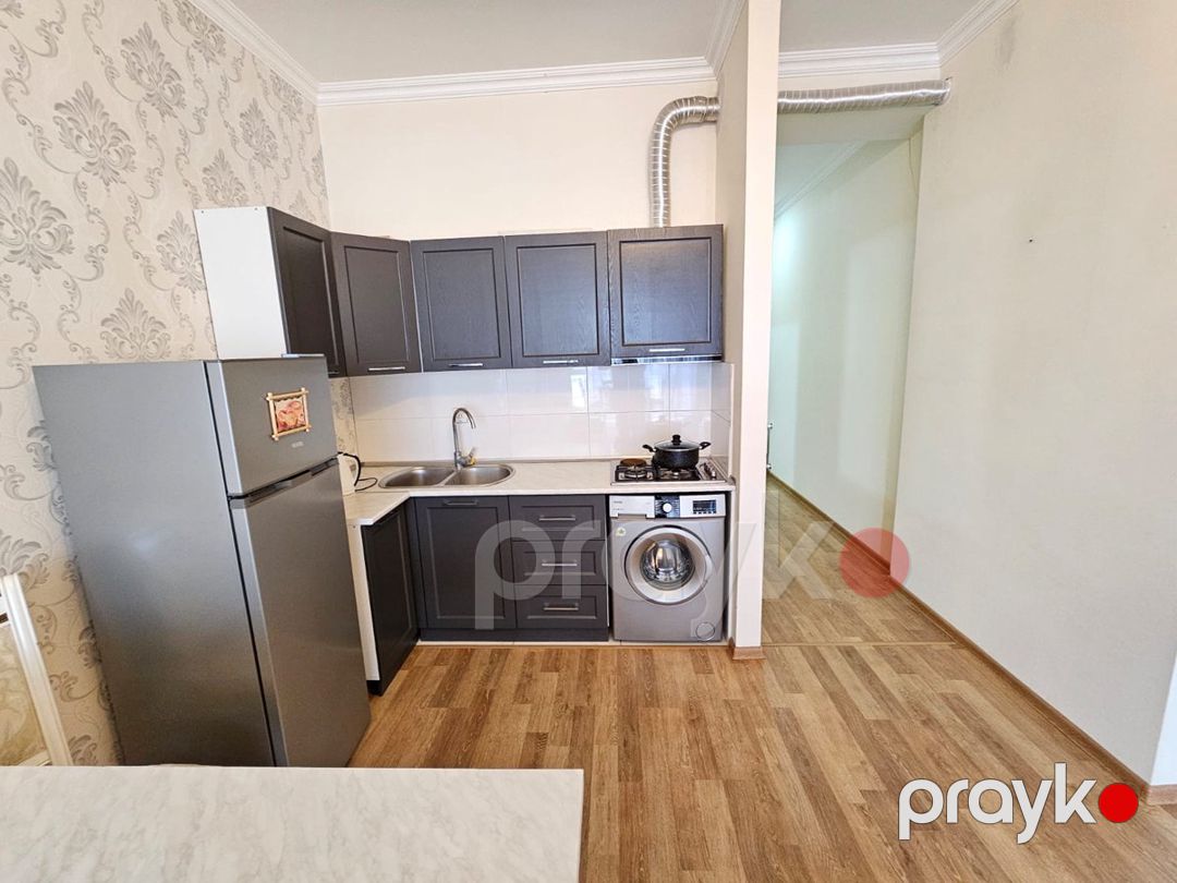 2 otaqlı mənzil kirayə verilir, 60 m², Səbayıl rayonu,İçərişəhər mt/s-na,Axundov Bağına yaxın 2otaqlı super təmirli ev kirayə verilir, Bakı — Mənzil, Bakı (7)