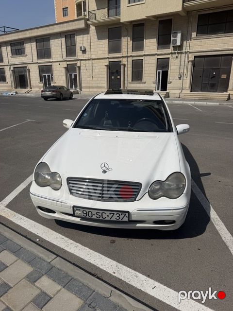 Mercedes C 240, 2.6 L, 2001 il, 265 650 km — Sumqayıt