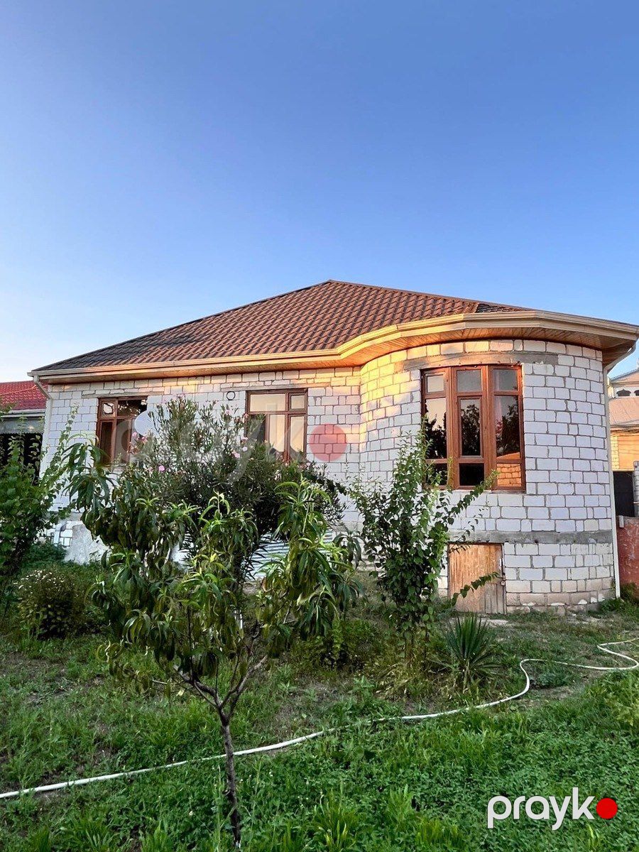 Satılır 4 otaqlı həyət evi/bağ evi 130 m² — Ev, villa, Qazax (2)