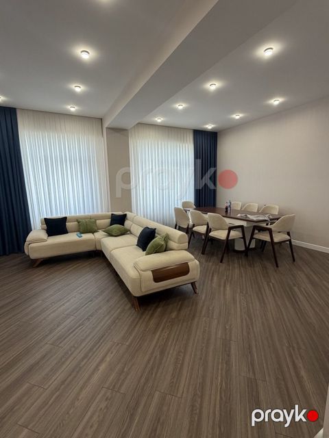 İcarəyə verilir 3 otaqlı yeni tikili 160 m² — Bakı