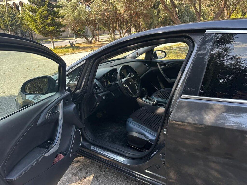 Opel Astra, 1.6 L, 2010 il, 254 000 km — Avtomobillər, Sumqayıt (4)