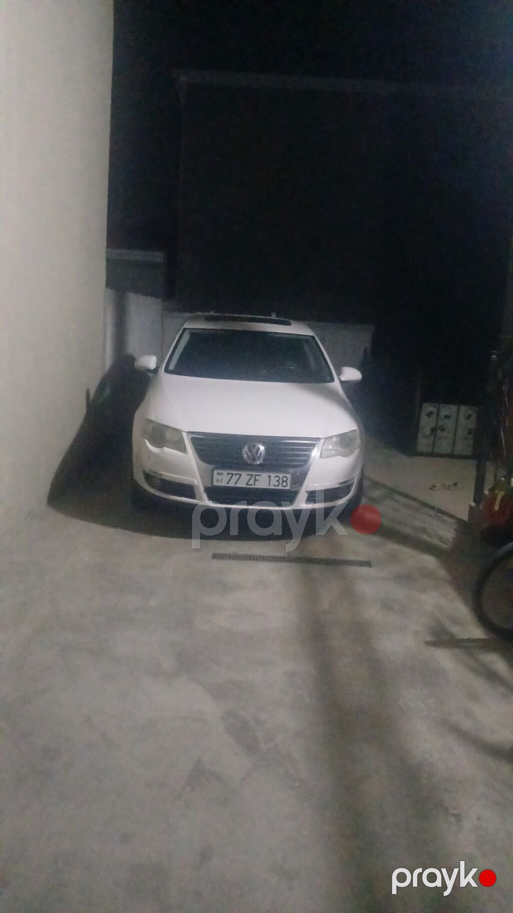 Volkswagen Passat: 1.8 l 2009 il Sedan 77-ZF-138 — Avtomobillər, Qobu (2)