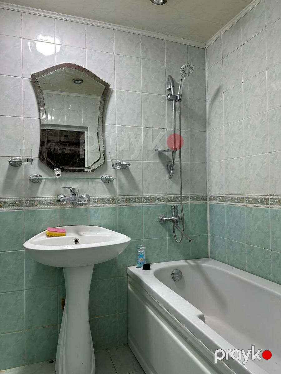 İcarəyə verilir 2 otaqlı köhnə tikili 65 m² — Mənzil, Bakı (8)