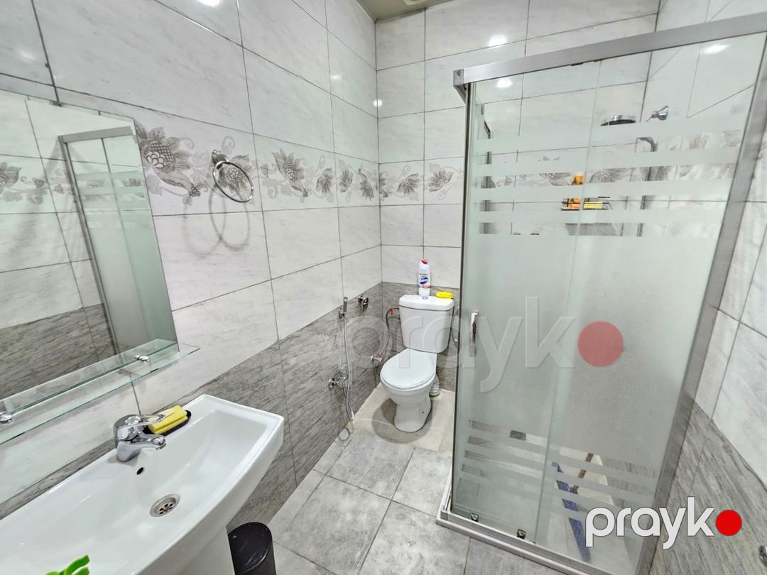2 otaqlı mənzil kirayə verilir, 60 m², Səbayıl rayonu,İçərişəhər mt/s-na,Axundov Bağına yaxın 2otaqlı super təmirli ev kirayə verilir, Bakı — Mənzil, Bakı (11)