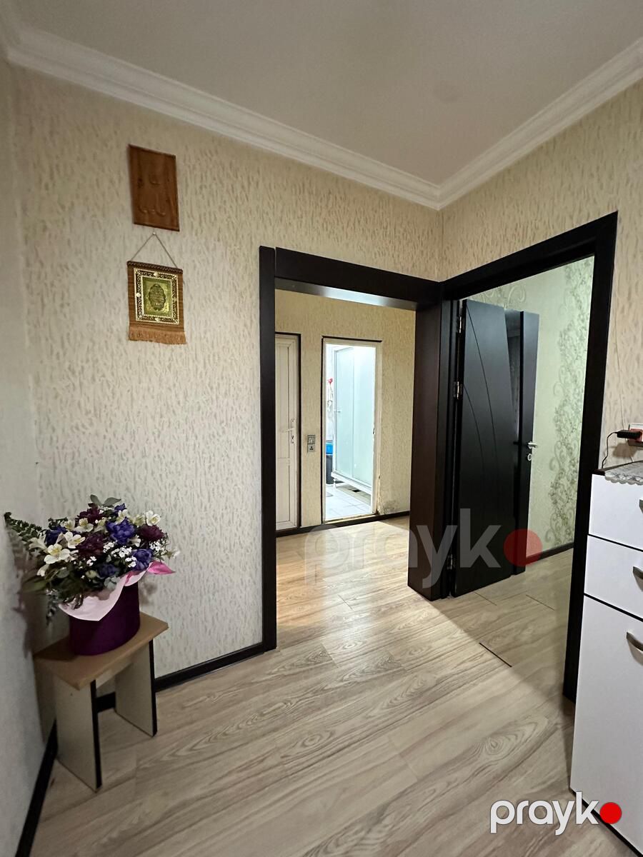 Satılır 4 otaqlı köhnə tikili 100 m² — Mənzil, Bakı (11)
