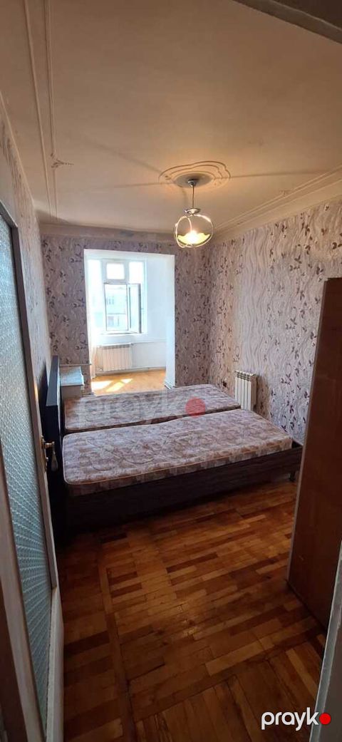 İcarəyə verilir 3 otaqlı köhnə tikili 96 m² — Bakı