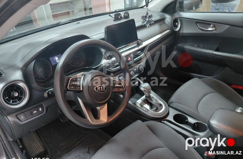 Kia Forde, 2021 il — Minik avtomobili icarəsi, Bakı (3)