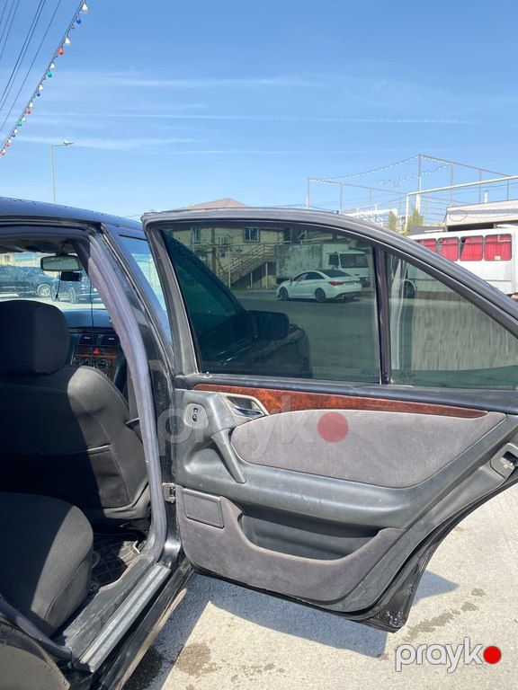 Mercedes E 280, 2.8 L, 1997 il, 361 000 km 10-GB-501 — Avtomobillər, Bakı (11)