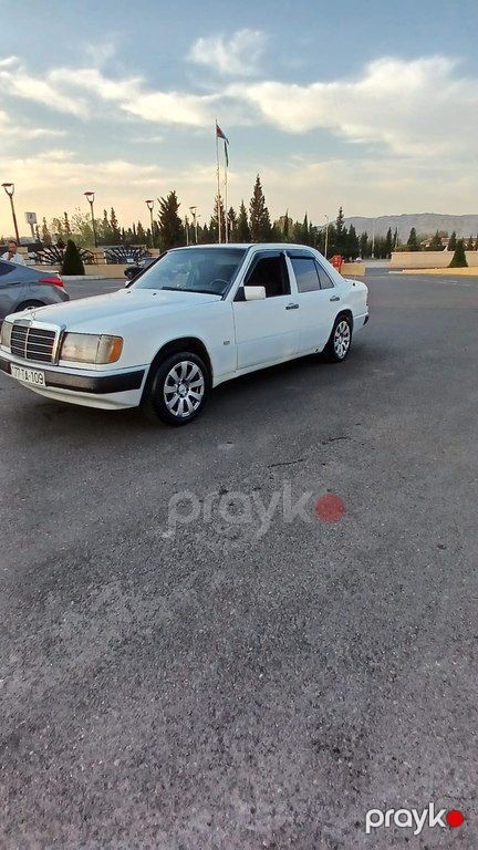 Mercedes 200 D, 2.0 L, 1990 il, 200 000 km 77-TA-109 — Avtomobillər, Qəbələ (3)
