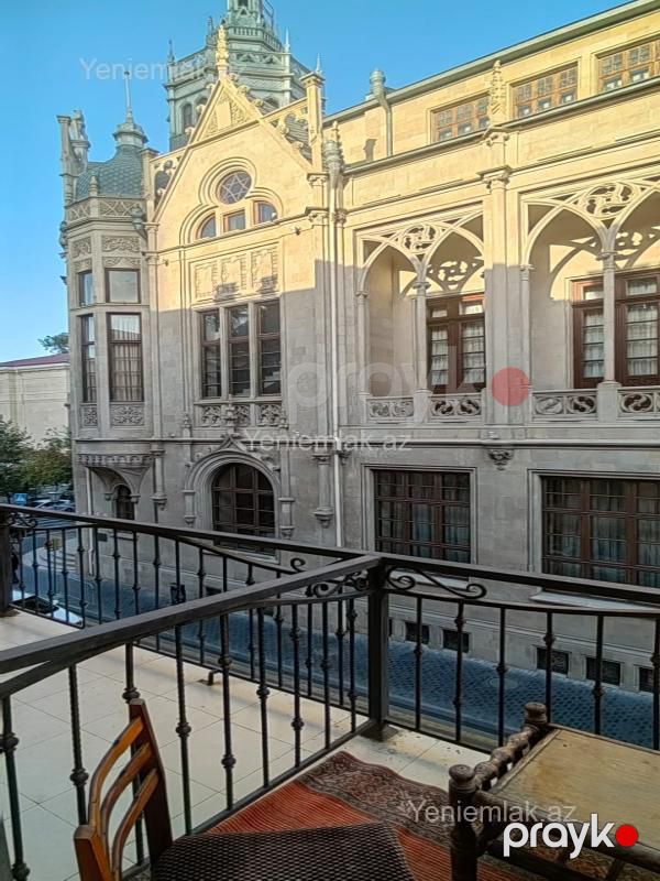Satılır 2 otaqlı Bina evi menzil (Köhnə tikili), 60 m², Səbail rayonu — Mənzil, Bakı (9)
