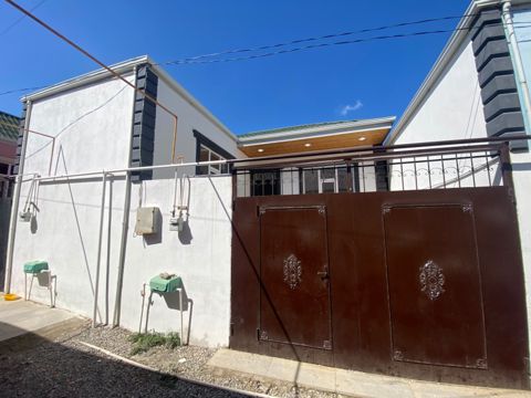 Həyət evi, Binəqədi qəs — 75 000 ₼ · Bakı · Ev, villa Həyət evi, Binəqədi qəs — Bakı
