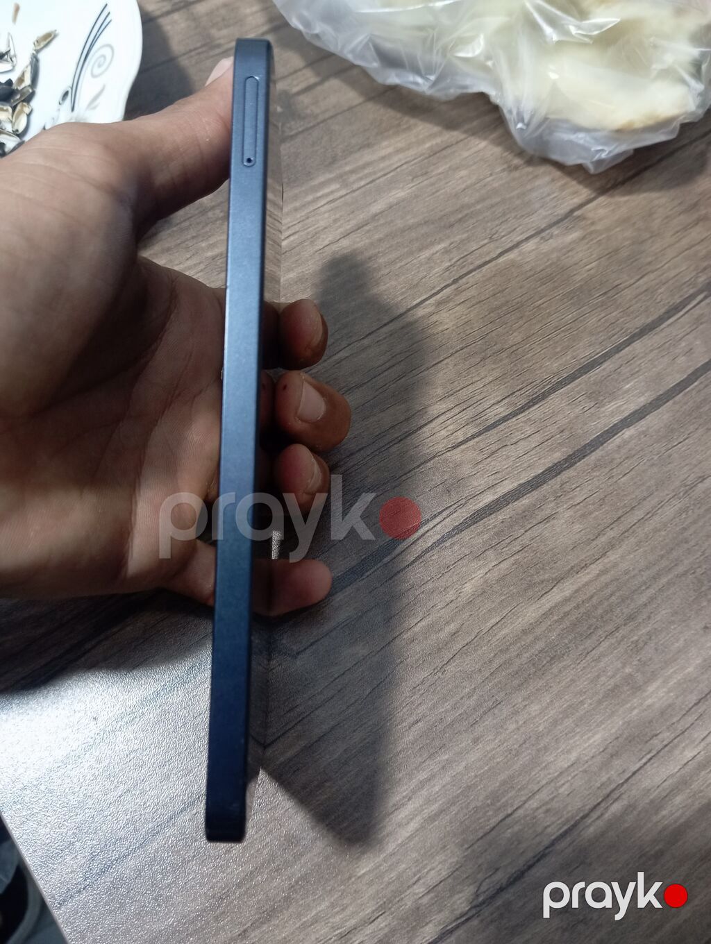 Telefon yeni alinib problemi yoxdu sadece ekranda cati var elden dusub — Digər smartfonlar, Masazır (2)