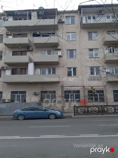 Satılır 3 otaqlı Bina evi menzil (Köhnə tikili), 70 m², Yasamal rayonu — İlham