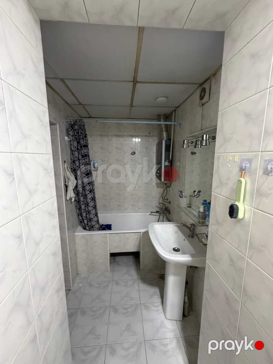 Satılır 2 otaqlı köhnə tikili 58 m² — Mənzil, Bakı (4)