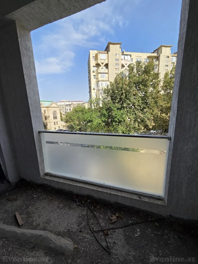 Satılır 3 otaqlı Mənzil Yeni tikili 97 m² Bakı, Binəqədi r., Azadlıq prospekti m., 7-ci mikrorayon — Mənzil, Bakı (7)
