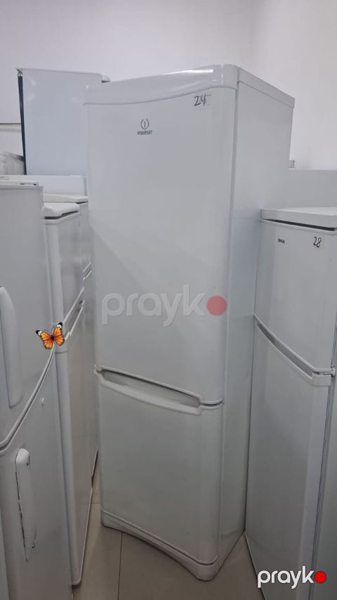İndezit soyuducu nofrost ağ böyük 240m çatdirilma pulsuz. Samirə — Bakı