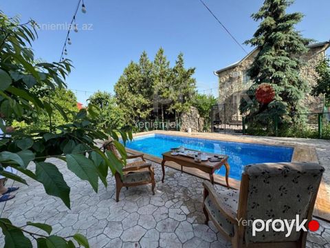 Günlük 4 otaqlı Həyət evi / Villa, 212 m², Quba — Quba