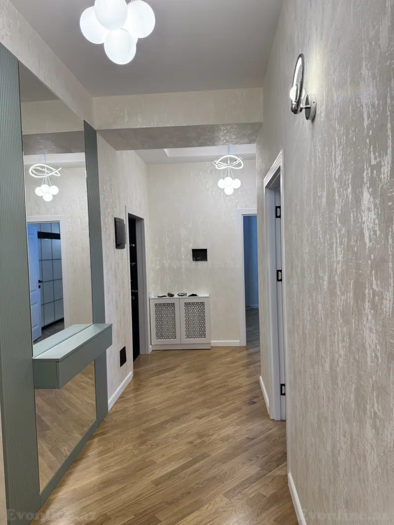 Satılır 3 otaqlı Mənzil Yeni tikili 110 m² Bakı, Xətai r., Həzi Aslanov m — Mənzil, Bakı (4)