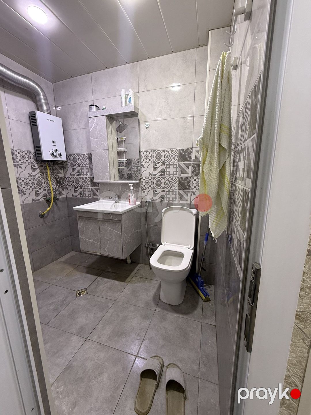 Satılır 2 otaqlı köhnə tikili 50 m² — Mənzil, Bakı (9)