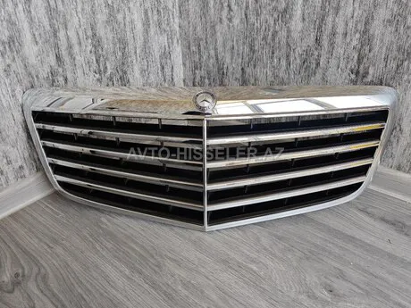 Mercedes W211 radiator barmaqlığı — Bakı