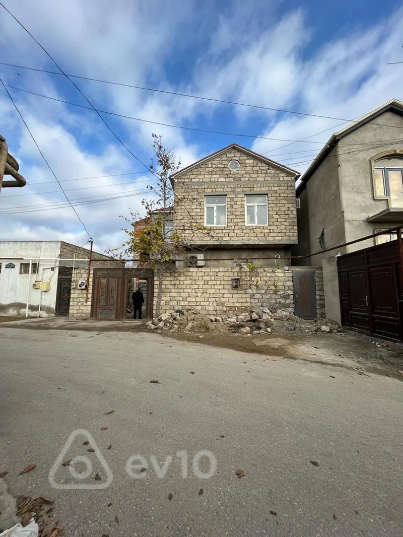 8 otaqlı həyət evi, 217 m², Zabrat 2 stansiyasının yanı, Sadiq Cəfərov 8 — Bakı