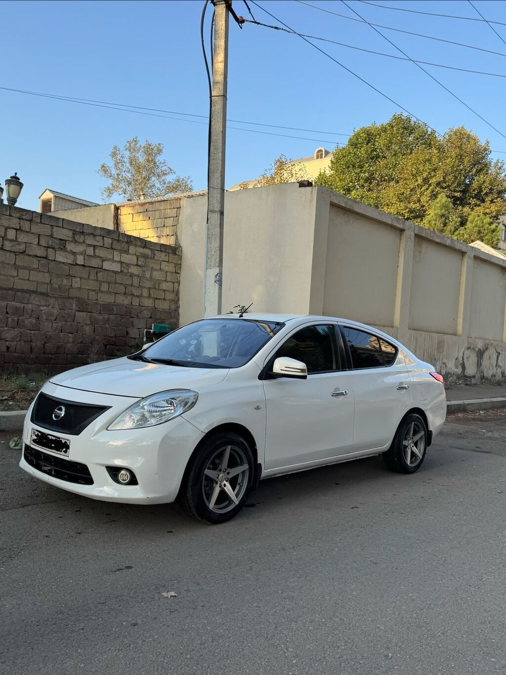 Nissan Sunny: 1.5 l Sedan — Avtomobillər, Gəncə (2)