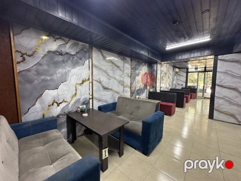 Satılır obyekt 400 m² — Bakı