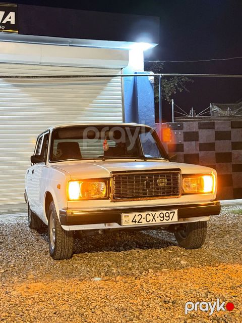 VAZ (Lada) 2107: 1.6 l 1998 il 300000 km Sedan — Cəlilabad