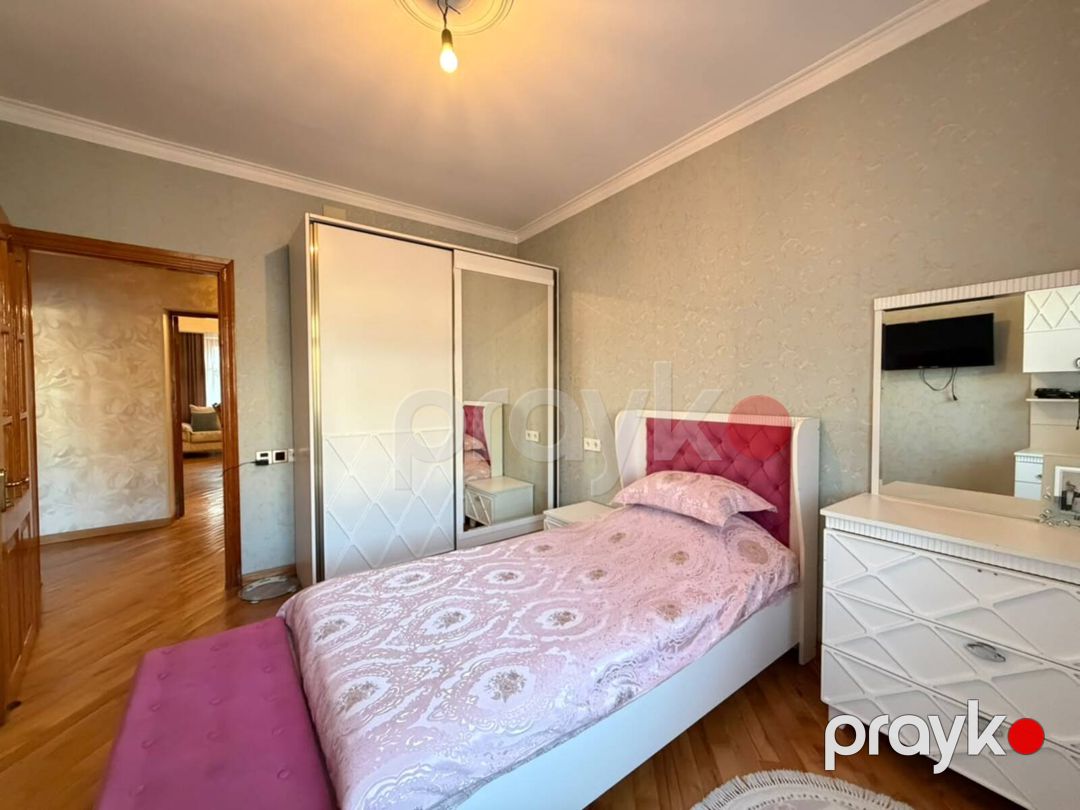 Satılır 4 otaqlı köhnə tikili 100 m² — Mənzil, Bakı (3)
