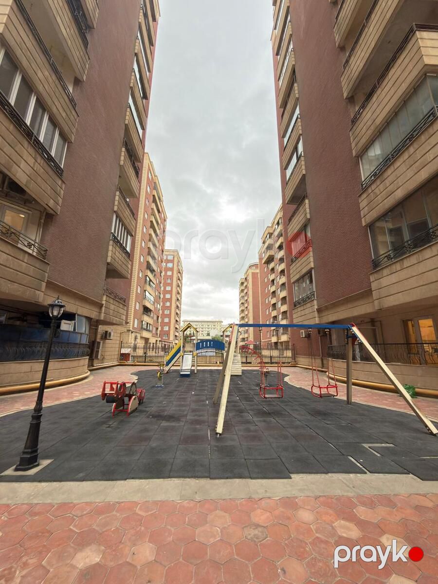 Satılır 4 otaqlı yeni tikili 195 m² — Mənzil, Bakı (9)