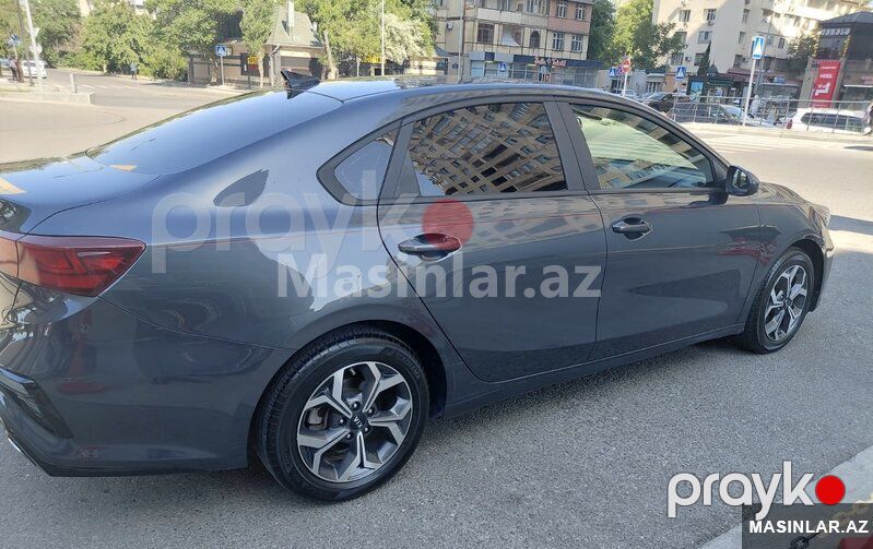 Kia Forde, 2021 il — Minik avtomobili icarəsi, Bakı (5)
