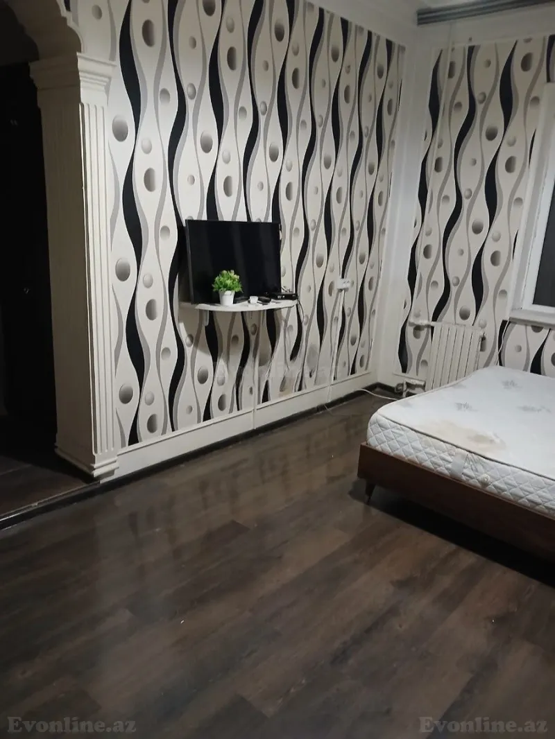 Kirayə verilir 1 otaqlı Mənzil Köhnə tikili 40 m² Bakı, Suraxanı r., Yeni Günəşli — Bakı