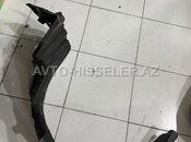 Toyota Aqua padkrelnik 53876-12560 — Bakı