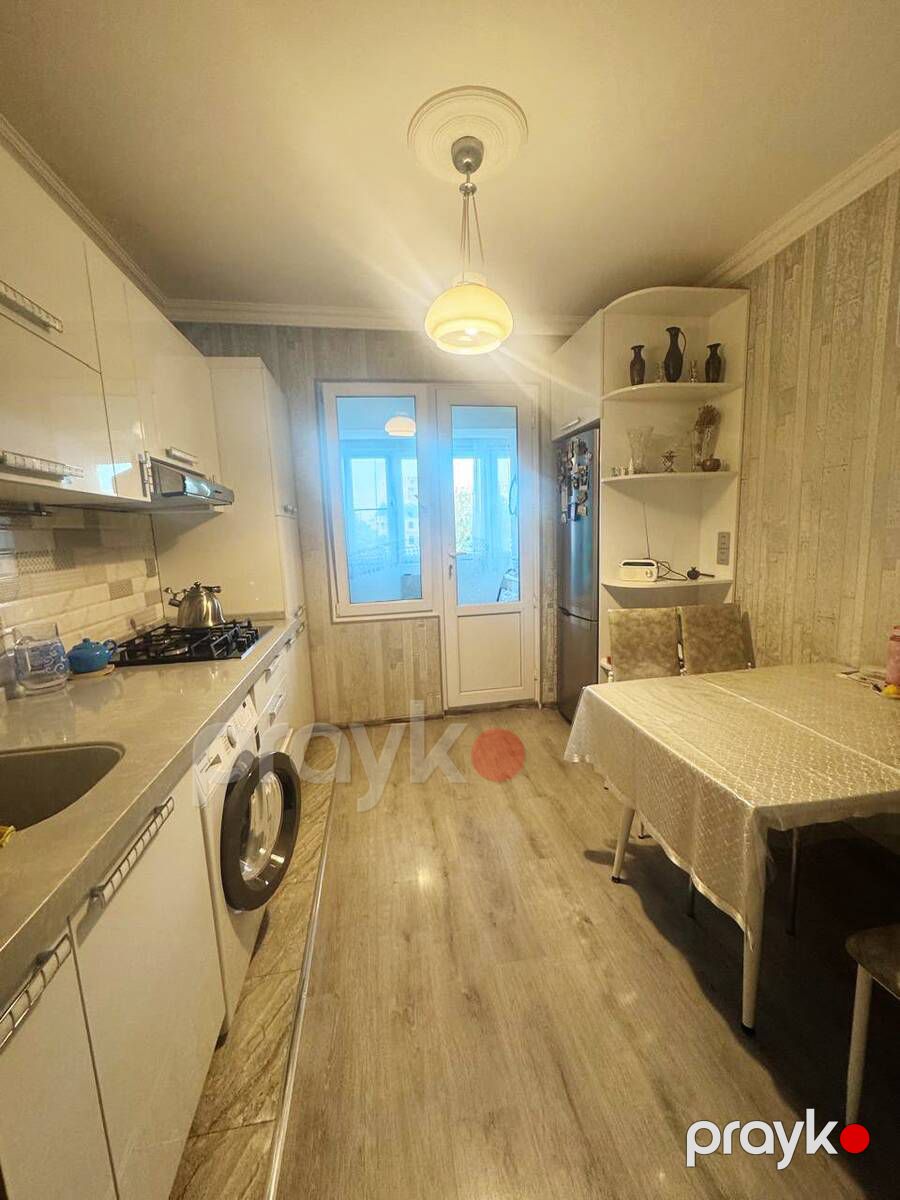 Satılır 4 otaqlı köhnə tikili 85 m² — Mənzil, Bakı (4)