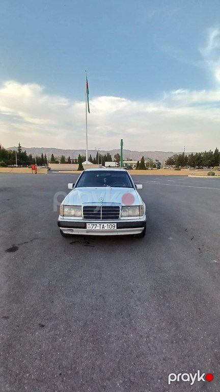 Mercedes 200 D, 2.0 L, 1990 il, 200 000 km — Qəbələ