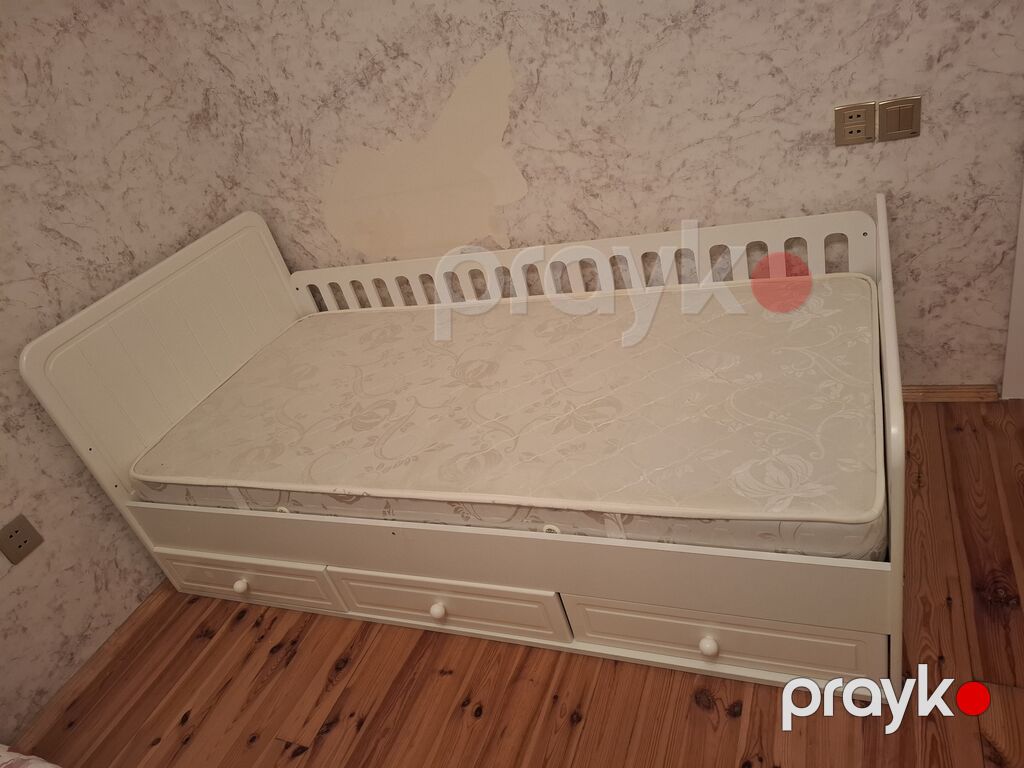Oğlan və qız üçün, İşlənmiş, Çarpayı, Bazasız, Matras ilə, Siyirməli — Yataqlar, Qobu (2)