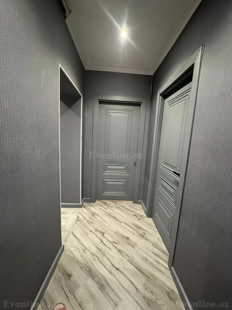 Satılır 3 otaqlı Mənzil Köhnə tikili 80 m² Bakı, Binəqədi r., 7-ci mikrorayon — Mənzil, Bakı (7)
