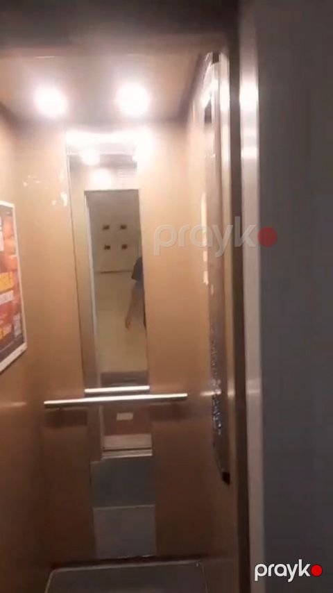 Satılır 5 otaqlı köhnə tikili 160 m² — Bakı