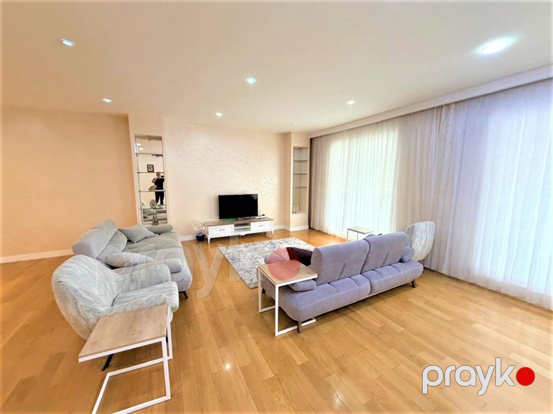 4-otaqlı yeni tikili kirayə verilir, Üzeyir Hacıbəyov küç., 225 m² — Mənzil, Bakı (3)
