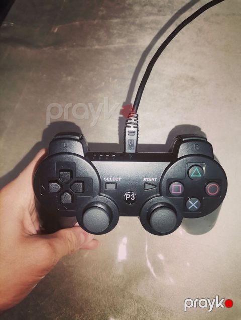 USB naqilli PS3 oyun pulti usdune de bir metirden uzun şunur — Sumqayıt
