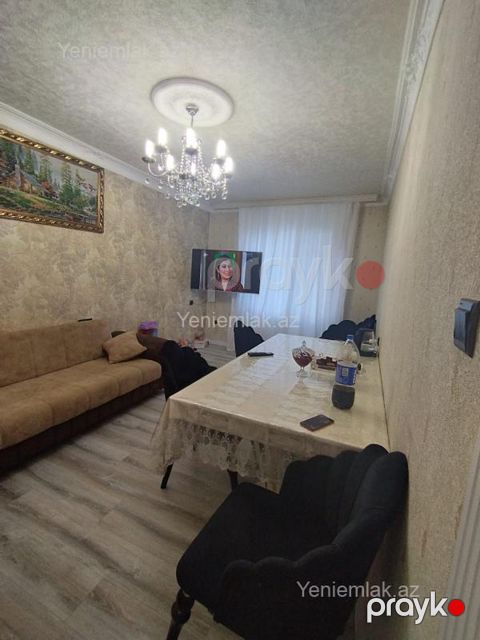 Satılır 3 otaqlı Bina evi menzil (Köhnə tikili), 80 m², Xətai rayonu — Pərvaz