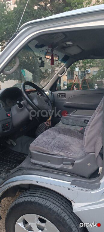 Nissan Urvan, 3.0 L, 2003 il, 750 000 km 90-ZL-523 — Avtomobillər, Bakı (4)