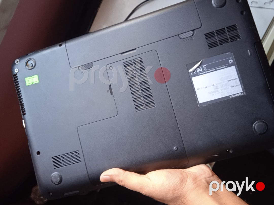 Toshiba noutbuku — Noutbuklar, Bakı (4)