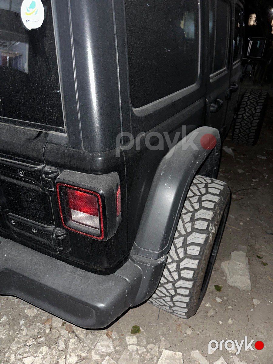 Jeep Wrangler üçün arxa sağ sol qanadı — Ehtiyat hissələri və aksesuarlar, Bakı (2)