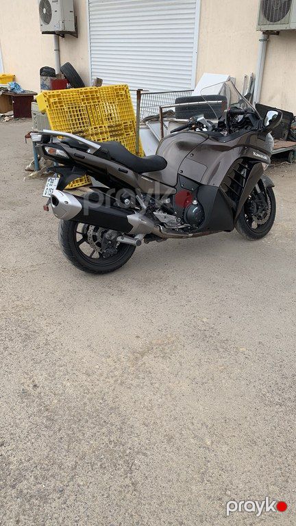 Kawasaki 1400 GTR, 1400 sm3, 2010 il, 33 500 km 90-SJ-535 — Motosikletlər, Bakı (7)