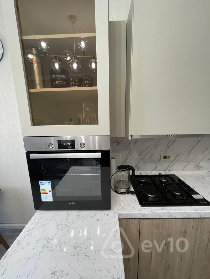 2 otaqlı mənzil, 65 m², 8 Noyabr prospekti — kirayə — Mənzil, Bakı (7)