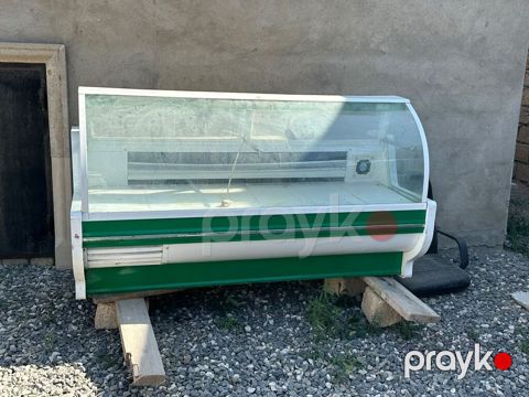 Vitrin soyuducu satilir 500azn. Unvan Xirdalan Nigaz — Xəyalə