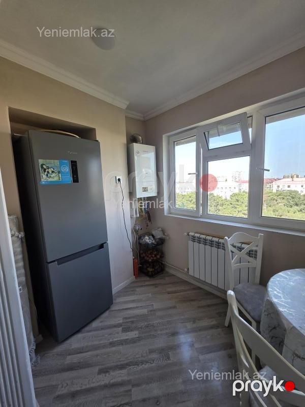 Satılır 2 otaqlı Bina evi menzil (Köhnə tikili), 55 m², 4-cü mikrorayon — Mənzil, Sumqayıt (11)